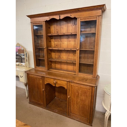 173 - Antique Furniture, 19th century dresser in Blonde oak , the top with 4 plate shelves and 2 glazed si... 