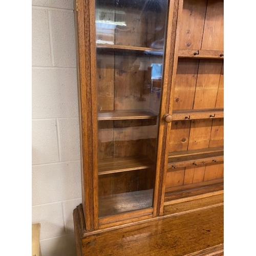 173 - Antique Furniture, 19th century dresser in Blonde oak , the top with 4 plate shelves and 2 glazed si... 