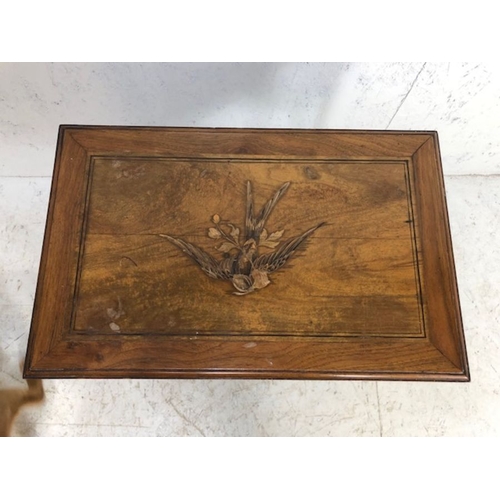 265 - Antique furniture, 19th century occasional table with marquetry top bearing the design of a swallow ... 