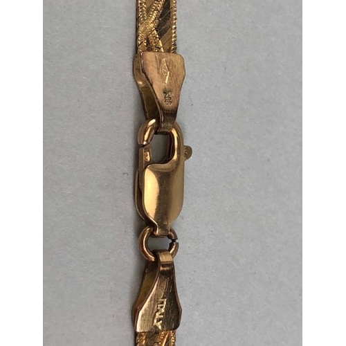 27 - 9ct Gold flat link necklace marked ITALY approx 40cm in length and 5.3g