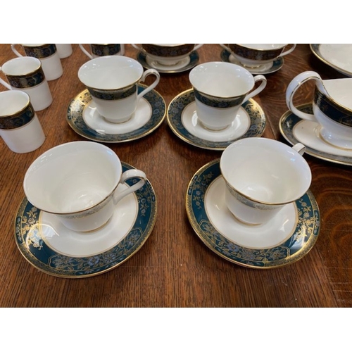 331 - Royal Doulton China,  partial Tea, Coffee, dinner services in Carlyle Design, comprising  tea plates... 