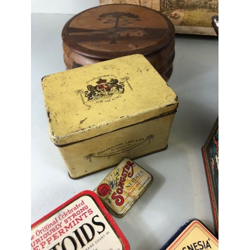 338 - Collectors items a miscellaneous selection of items to include vintage sewing items , vintage tins, ... 