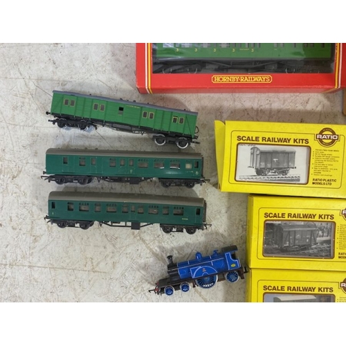 340 - Model railway interest, a quantity of model railway items to include  Boxed Hornby 00 boxed coaches,... 