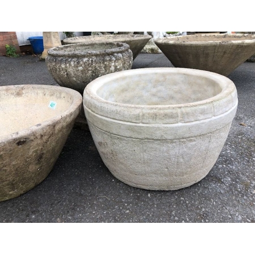 427 - Collection of three garden planters/ pots