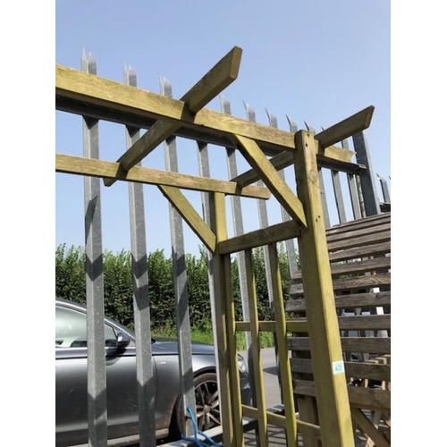 435 - Wooden Garden pergola