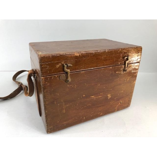 118 - Scientific interest, Surveyors Level Glauser, London England  OS bo38 in fitted wooden carry case