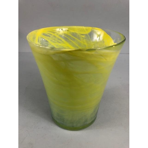 135 - Art glass, vintage Murano style yellow swirl bucket vase approximately 16.5 cm high