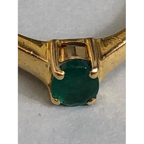 17 - 18ct yellow Gold ring set with a single faceted Emerald in a four claw setting. The Emerald approx 5... 