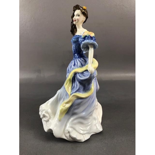 196 - Royal Doulton figures, 5 figurines with certificates and boxes, Rebecca 4041 1998, Lauren 3975 1999,... 