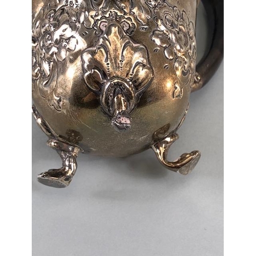 40 - Antique English Hallmarked Silver Birmingham 1887 (date letter upside down) Chocolate pot, repose de... 