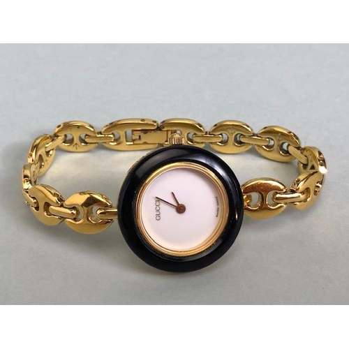 52A - Gucci watch, 1990s ladies iconic GP bracelet  wrist watch with interchangeable coloured bezels, comp... 