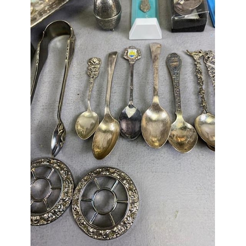 92A - Silver plate, quantity of Antique and vintage Silver Plate to include collectors spoons, sweet meat ... 