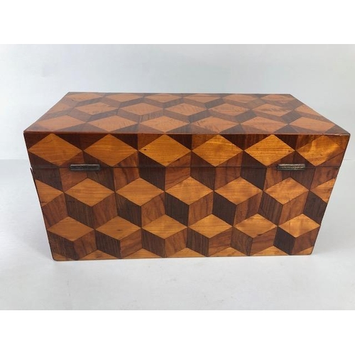 127 - Antique tea caddy, early 19th century caddy box inlaid with a geometric design in exotic woods the i... 