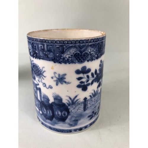 136 - Oriental ceramics, Chinese 18th century export blue and white tankard with dragon handle A.F approxi... 