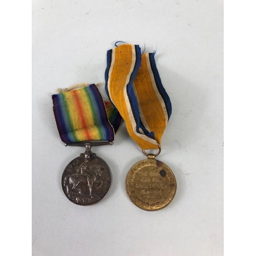 160 - Military interest,  a pair of WW1 British medals a 2113 S.T  A.G Simpkins TR, RNR,  1914-18 medal  a... 