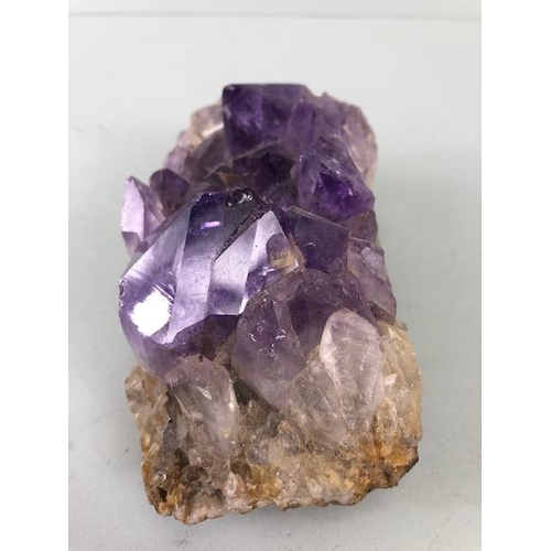 165 - Crystal, Geology interest, display quality specimen of Amethyst crystals approximately 14cm