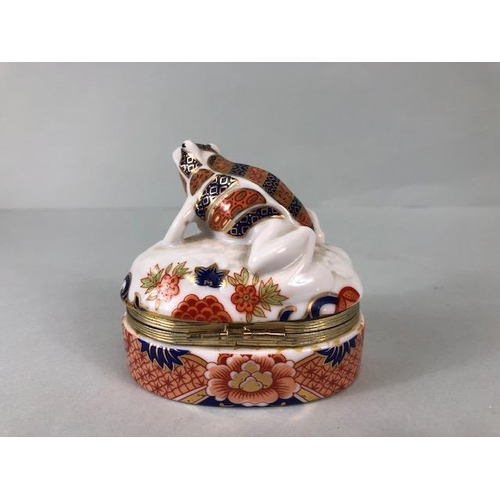 230 - Frog Collectables, Cast white metal table bell in the shape of a frog approx 16cm and a porcelain tr... 