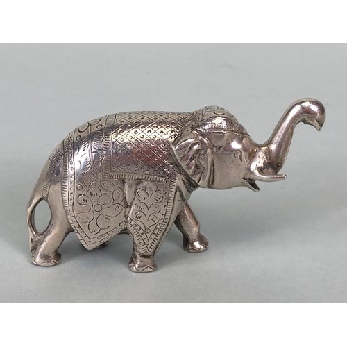 40 - Pair of White metal possibly Indian Silver Elephants each approx 4cm tall and total weight 245g