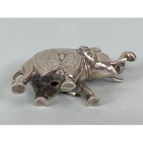 40 - Pair of White metal possibly Indian Silver Elephants each approx 4cm tall and total weight 245g