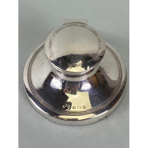 52 - Two Silver Hallmarked circular inkwells with hinged lids the largest 10.5cm in diameter