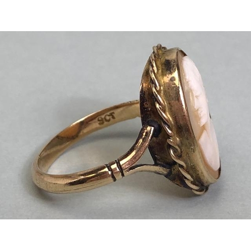 81 - Three 9ct Gold fashion rings to include a cameo (3)