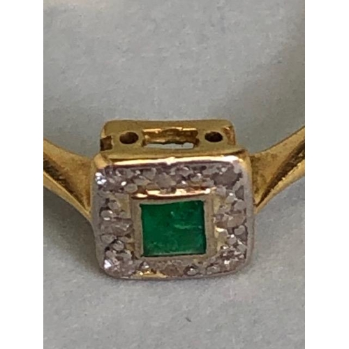 90 - 18ct yellow Gold and Platinum Emerald and Diamond set ring in an Art Deco style the ring the head ap... 