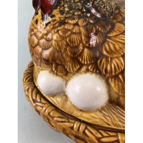 108 - Vintage China, large decorative egg crock in the form of a chicken sat on a nest with eggs approxima... 