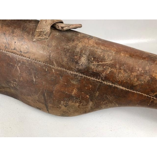 118 - Vintage sporting interest, late 19th / early 20th century leather Leg of Mutton shotgun case A.F (li... 