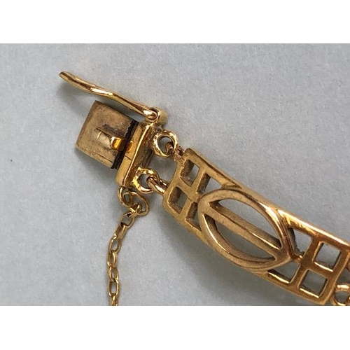 15 - 9ct Gold Bracelet with open work rectangular panels approx 19cm in length and 15.9g