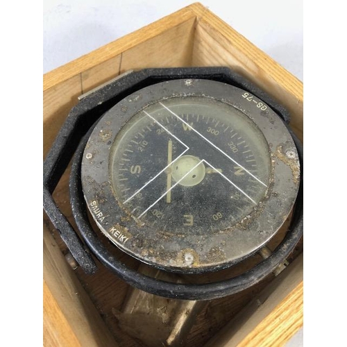 199 - Vintage maritime boating compass in wooden box GS 75, SAURA KEIKI,