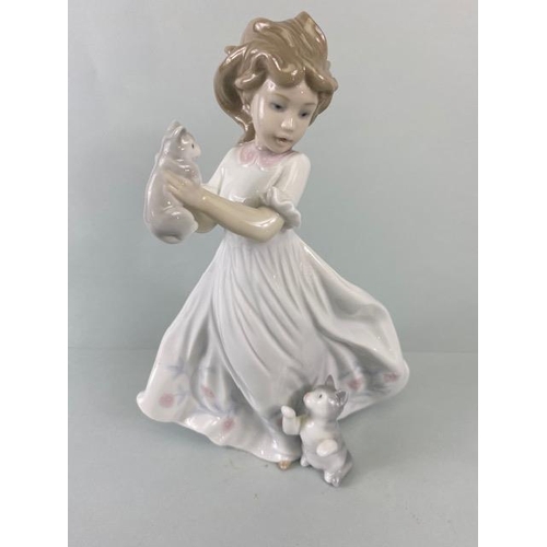 241 - Lladro, porcelain figures being 010.08023, Room for Three, 06109, Meal time, 010.06941 Kittens Gathe... 