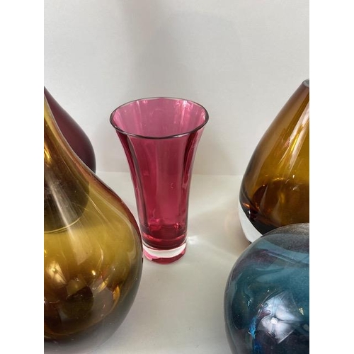 246 - Art studio glass collection of vases in various shapes and designs and colours 8 in total