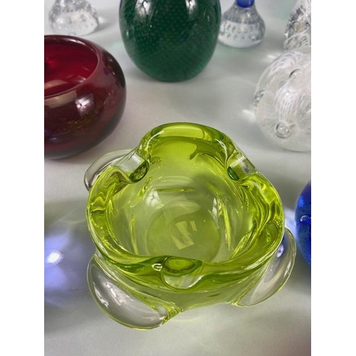 247 - Glass Paperweights and art glass collection, coprising of 12 paper weights, Caithness, Midian, Selki... 