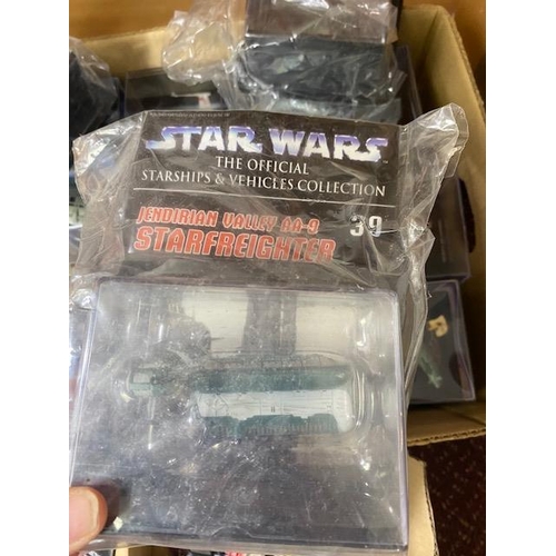 268 - Star wars interest, a collection of DeAgostini star Wars Die cast vehicles  from the Official Starsh... 