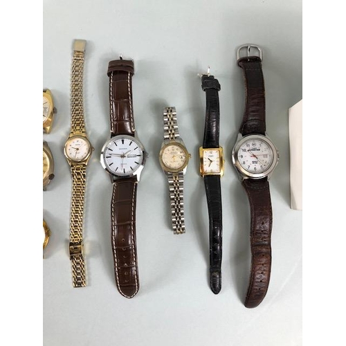 27 - Collection of Vintage and fashion watches (14)