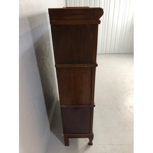 305 - Three section Globe Wernicke bookcase with leaded glazed panel doors approx 87 x 31 x 125cm