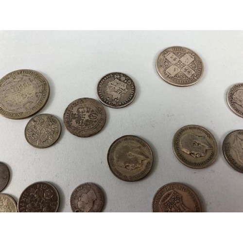 31 - Collectable coins to include silver coins, half dollars etc approx 300g