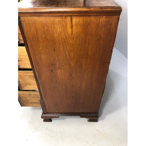 381 - Victorian chest of five drawers with fluted column detailing