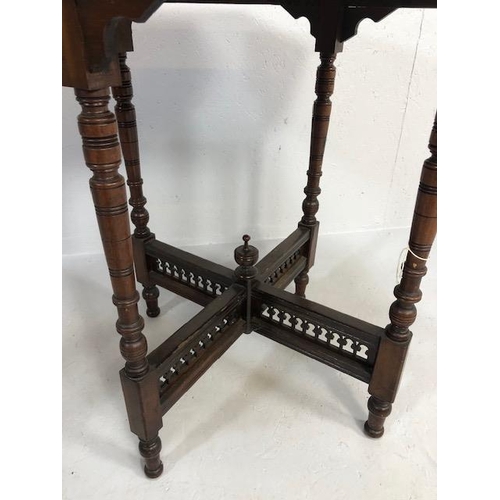 422 - Antique furniture, Edwardian mahogany Octagonal occasional table approximately 61 x 70 cm