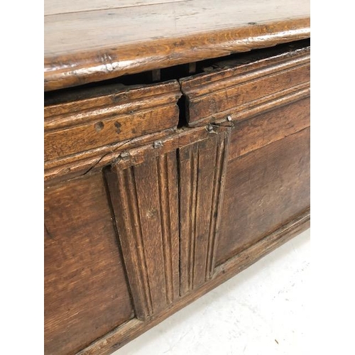 427 - Antique Furniture late 18th early 19th Century Oak and Elm Coffer / Chest approximately 126 x 60 x 5... 