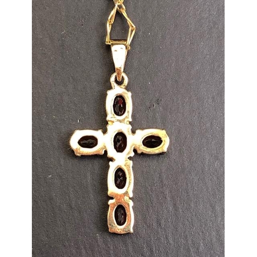 6 - 9ct Gold chain with a 9ct Gold pendant cross set with garnets (total weight approx 6.5g