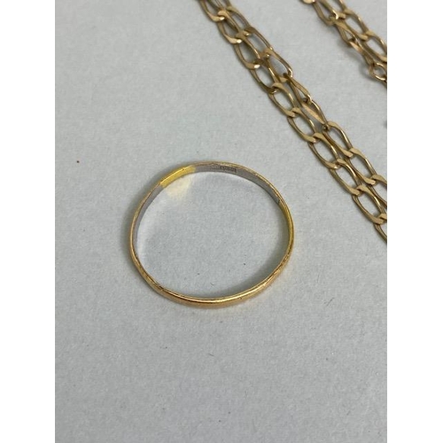 65 - 9ct gold flat trace chain approximately 4.5g (24inch), a 9ct trace or stock chain, and a platinum li... 