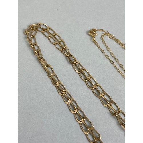 65 - 9ct gold flat trace chain approximately 4.5g (24inch), a 9ct trace or stock chain, and a platinum li... 