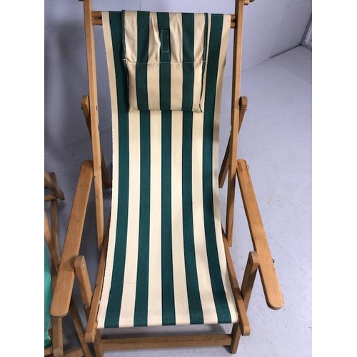 114 - Two Vintage style deckchairs