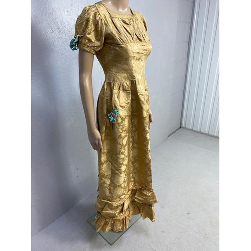 155 - Antique and vintage clothing, early 19th century empire style, gold silk brocade dress, short puff s... 