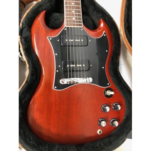 164 - Vintage Guitar, Electric Gibson SG Special, Pete Townsend, Cherry red with Black pick Guard, Grover ... 