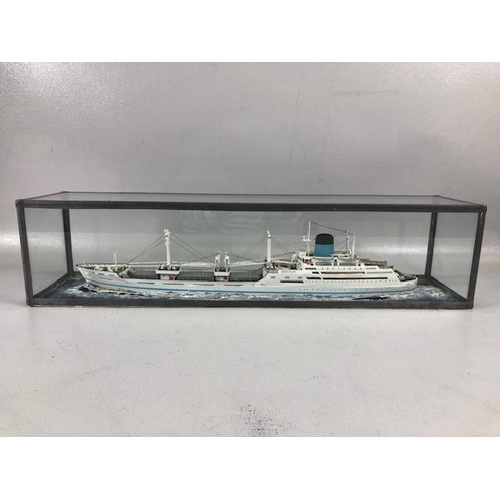 179 - Ships model of the Blue funnel CENTAUR passenger cargo ship, contained in a leaded glass display cas... 