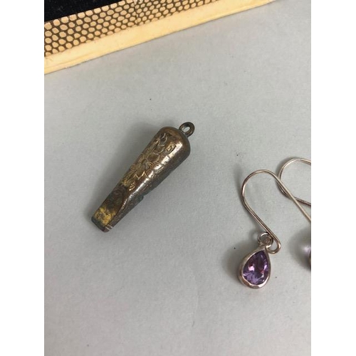 60 - Miscellaneous jewellery to include a Victorian silver vesta case, 925 earrings set with Amethyst, do... 