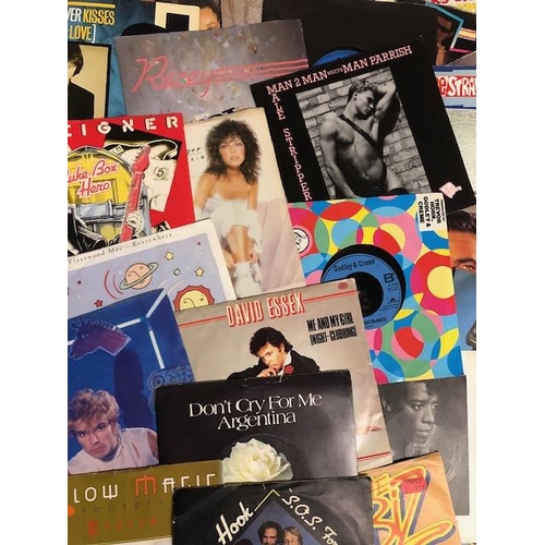 123 - Vintage Vinyl records, collection of 200+ 45rpm singles from various artists Rock and pop and dance,... 