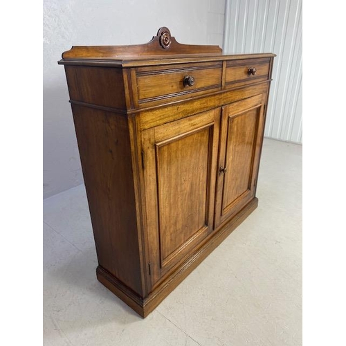 162 - Victorian sideboard with two drawers above and cupboard under with two adjustable internal shelves, ... 